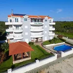 Appartement Gravic 2