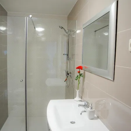 Apartman Gravic 2 *